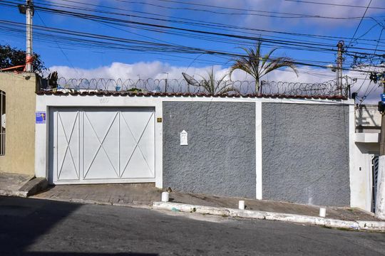 Fachada de casa para alugar com 4 quartos, 462m² em Jardim Catanduva, São Paulo