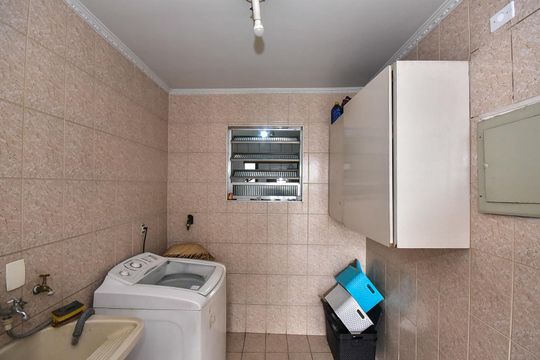 Área de Serviço de casa para alugar com 4 quartos, 462m² em Jardim Catanduva, São Paulo