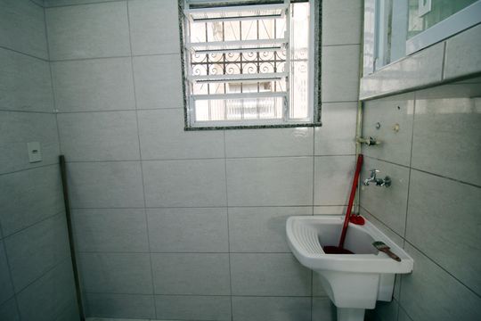 Área de Serviço de apartamento para alugar com 2 quartos, 52m² em Irajá, Rio de Janeiro