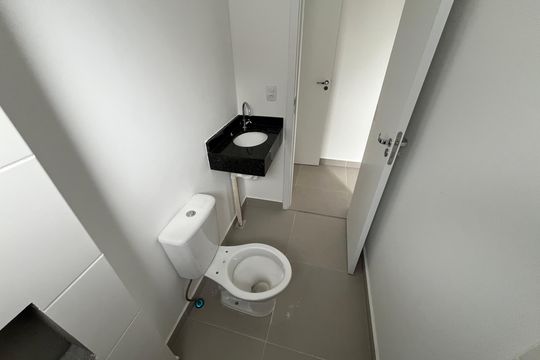 Banheiro Social de apartamento à venda com 2 quartos, 47m² em Casa Verde Média, São Paulo