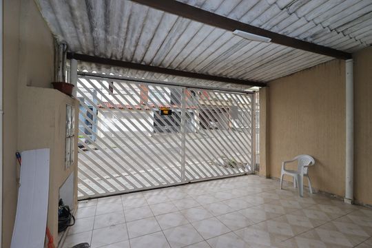 Garagem de casa à venda com 2 quartos, 100m² em Jardim Jamaica, Santo André
