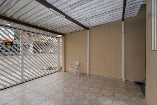 Garagem de casa à venda com 2 quartos, 100m² em Jardim Jamaica, Santo André