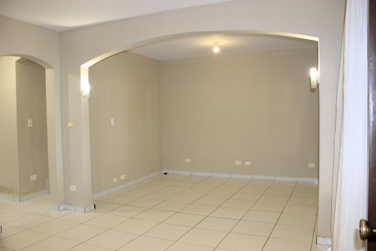 Casa à venda com 4 quartos, 400m² em Jardim Vila Galvao, Guarulhos
