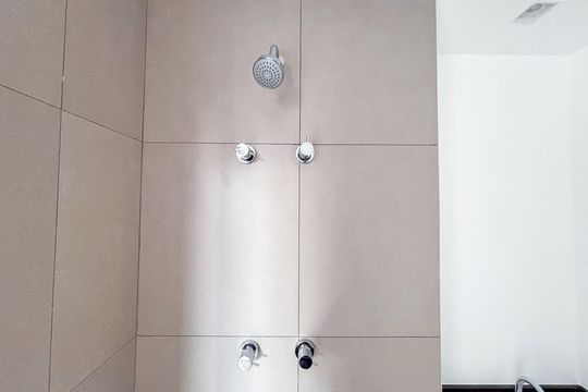 Banheiro Social de kitnet/studio à venda com 1 quarto, 62m² em Vila Mariana, São Paulo