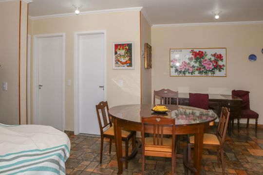 Sala de apartamento à venda com 2 quartos, 76m² em Vila Anastácio, São Paulo