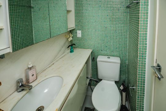 Banheiro da Suíte de apartamento à venda com 3 quartos, 110m² em Pampulha, Belo Horizonte