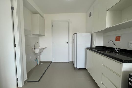 Cozinha  de apartamento para alugar com 1 quarto, 29m² em Vila Butantã, São Paulo