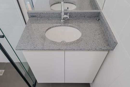 Banheiro de kitnet/studio à venda com 1 quarto, 36m² em Sumarezinho, São Paulo