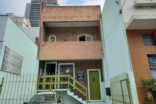 Fachada de casa para alugar com 1 quarto, 110m² em Perdizes, São Paulo