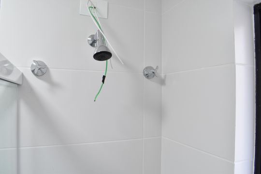 Banheiro 2 de apartamento à venda com 2 quartos, 73m² em Cabral, Curitiba