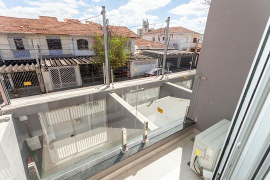 Varanda da Suite de casa à venda com 3 quartos, 120m² em Jardim Ernestina, São Paulo