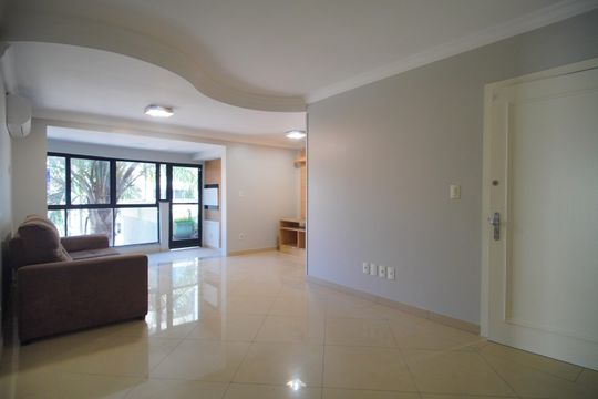 Sala de apartamento à venda com 3 quartos, 130m² em Centro, São Leopoldo