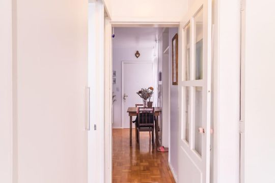 Corredor de apartamento à venda com 2 quartos, 61m² em Bom Fim, Porto Alegre