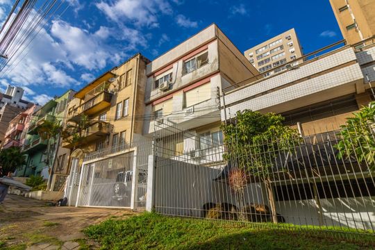 Fachada de apartamento à venda com 2 quartos, 61m² em Bom Fim, Porto Alegre