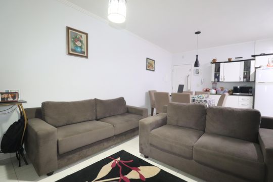 Sala de apartamento à venda com 2 quartos, 67m² em Vila Pires, Santo André