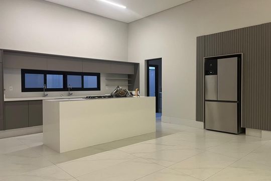 Cozinha de casa de condomínio para alugar com 3 quartos, 297m² em Condomínio Chácara dos Eucaliptos, São José dos Campos