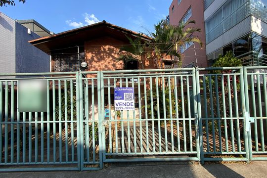 Fachada de casa à venda com 4 quartos, 537m² em Minas Brasil, Belo Horizonte