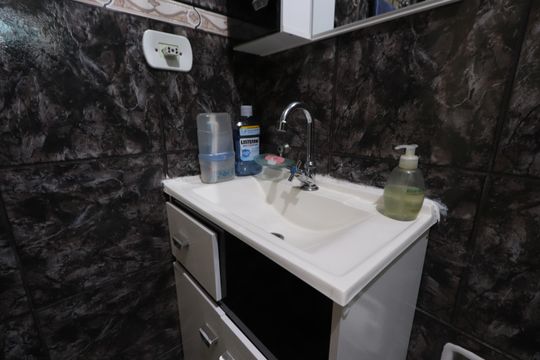 Banheiro Social de apartamento à venda com 2 quartos, 45m² em Jardim Santa Adelia, São Paulo