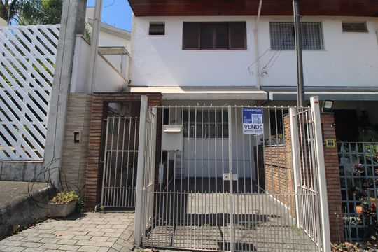 Fachada de casa à venda com 3 quartos, 106m² em Vila da Saúde, São Paulo