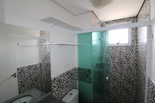 Banheiro de apartamento à venda com 2 quartos, 50m² em Vila dos Andrades, São Paulo