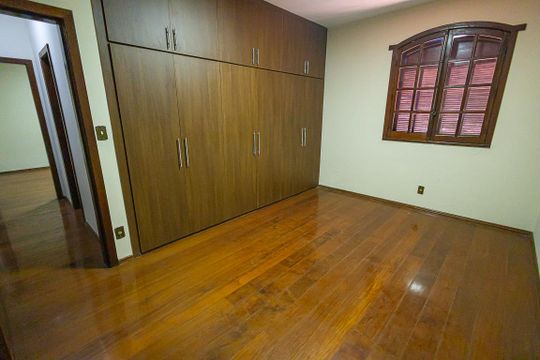 Quarto 3 de casa para alugar com 5 quartos, 453m² em Pampulha, Belo Horizonte