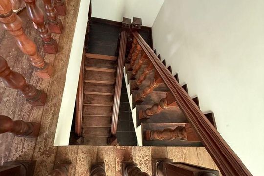 Casa à venda com 6 quartos, 620m² em Piratininga, Niterói