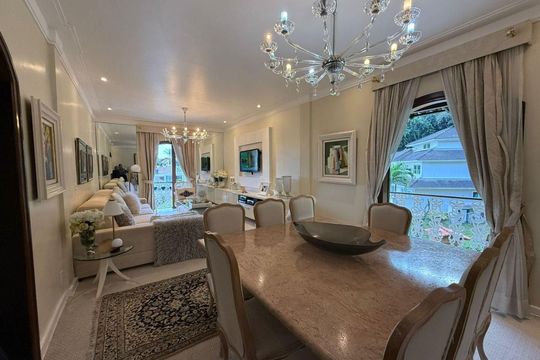 Casa à venda com 6 quartos, 620m² em Piratininga, Niterói