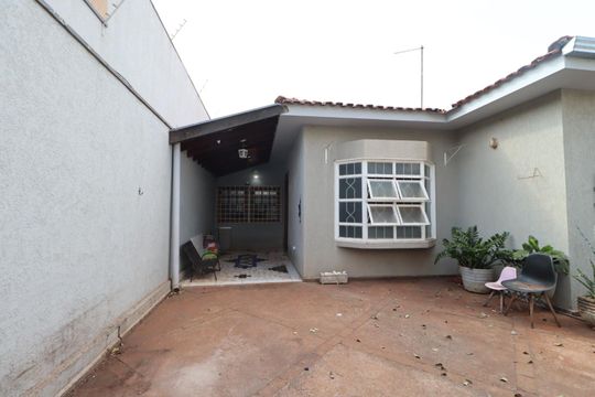 Garagem de casa para alugar com 4 quartos, 450m² em Residencial E Comercial Palmares, Ribeirão Preto