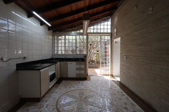 Cozinha de casa para alugar com 4 quartos, 450m² em Residencial E Comercial Palmares, Ribeirão Preto