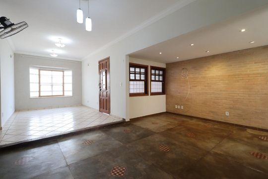 Casa para alugar com 4 quartos, 450m² em Residencial E Comercial Palmares, Ribeirão Preto