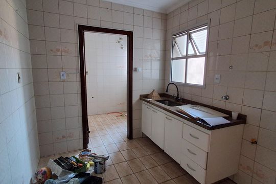 Cozinha de apartamento à venda com 3 quartos, 77m² em Osvaldo Cruz, São Caetano do Sul
