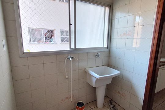 Área de Serviço de apartamento à venda com 3 quartos, 77m² em Osvaldo Cruz, São Caetano do Sul