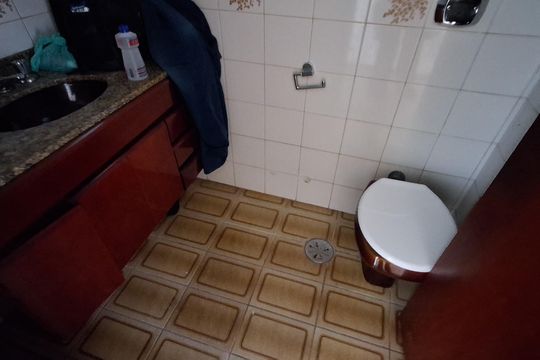 Banheiro Social de apartamento à venda com 3 quartos, 77m² em Osvaldo Cruz, São Caetano do Sul