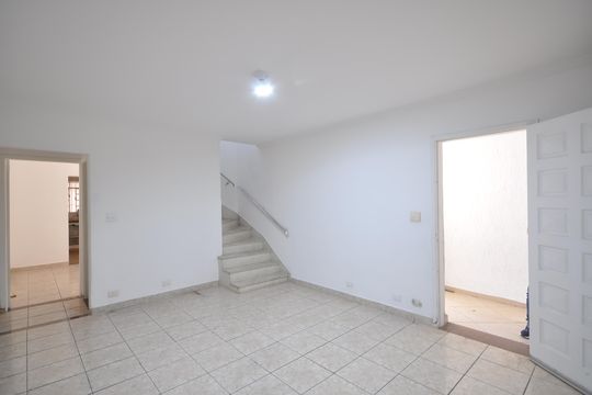 Casa à venda com 3 quartos, 200m² em Jardim Tremembé , São Paulo