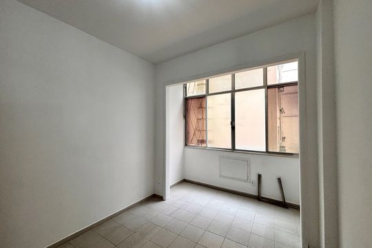 Quarto de kitnet/studio para alugar com 1 quarto, 26m² em Copacabana, Rio de Janeiro