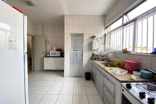 Cozinha de apartamento à venda com 3 quartos, 93m² em Lins de Vasconcelos, Rio de Janeiro