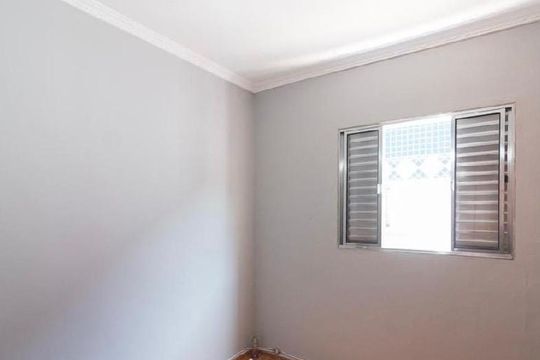 Quarto 1 de apartamento à venda com 2 quartos, 52m² em Jardim Valeria, Guarulhos