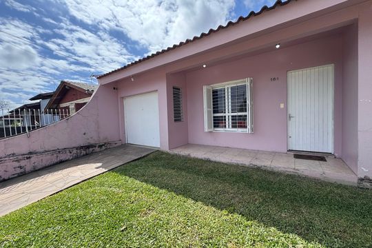 Área Externa de casa à venda com 2 quartos, 100m² em Pinheiro, São Leopoldo