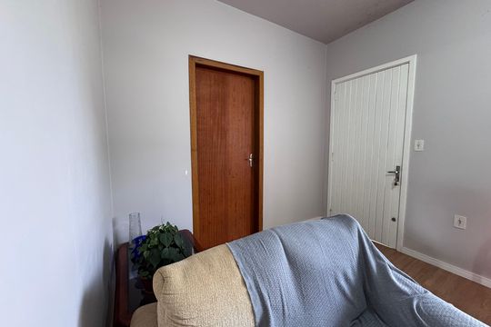 Sala de casa à venda com 2 quartos, 100m² em Pinheiro, São Leopoldo
