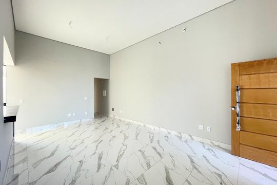 Sala de casa à venda com 3 quartos, 130m² em Sinimbu, Belo Horizonte