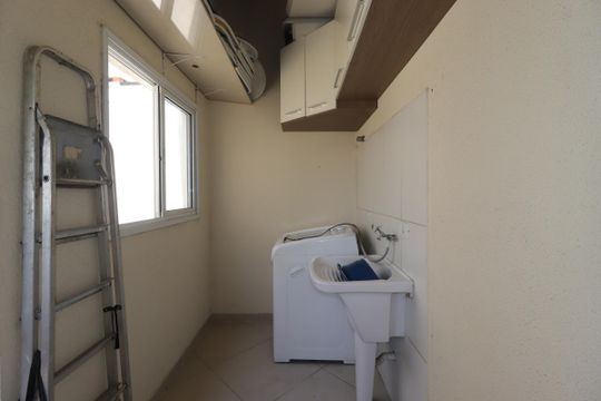 Área de Serviço de apartamento à venda com 2 quartos, 142m² em Jardim Santo Antônio, Santo André
