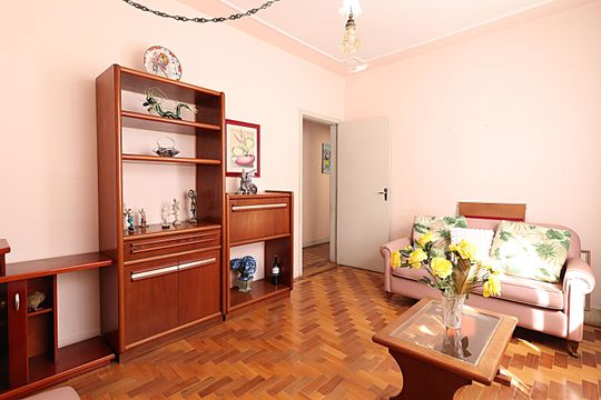 Apartamento à venda com 3 quartos, 115m² em Santa Cecília, Porto Alegre