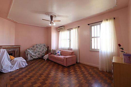 Sala de apartamento à venda com 3 quartos, 115m² em Santa Cecília, Porto Alegre