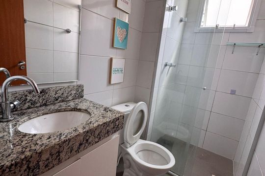 Banheiro de apartamento para alugar com 2 quartos, 43m² em Jardim Iris, São Paulo