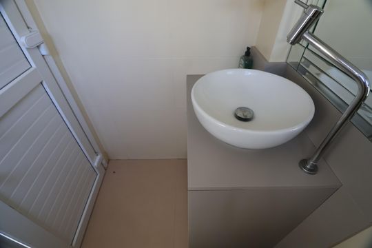 Banheiro 2 - Casa 2 de casa à venda com 5 quartos, 355m² em Centro, Canoas