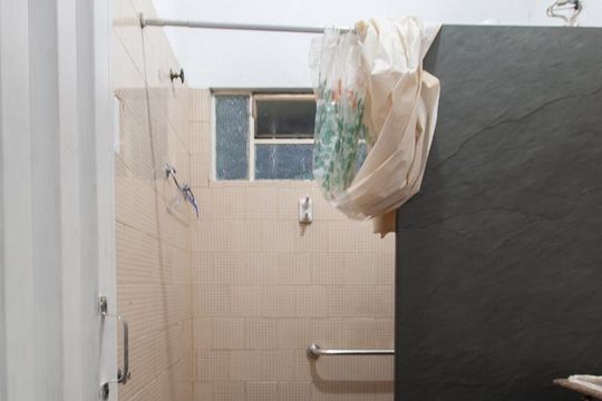 Banheiro de casa à venda com 2 quartos, 243m² em Jaqueline, Belo Horizonte