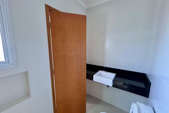 Banheiro da Suíte 1 de casa à venda com 4 quartos, 135m² em Vila Augusta, Guarulhos