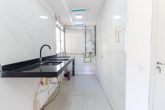 Cozinha de apartamento para alugar com 2 quartos, 39m² em Colônia (zona Leste), São Paulo