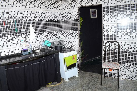 Cozinha de casa para alugar com 3 quartos, 75m² em Tupi, Belo Horizonte