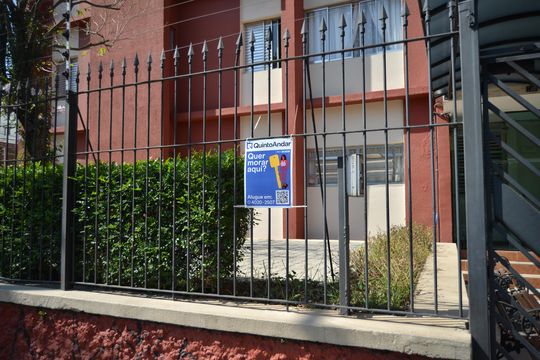 Placa de apartamento à venda com 2 quartos, 65m² em Campestre, Santo André